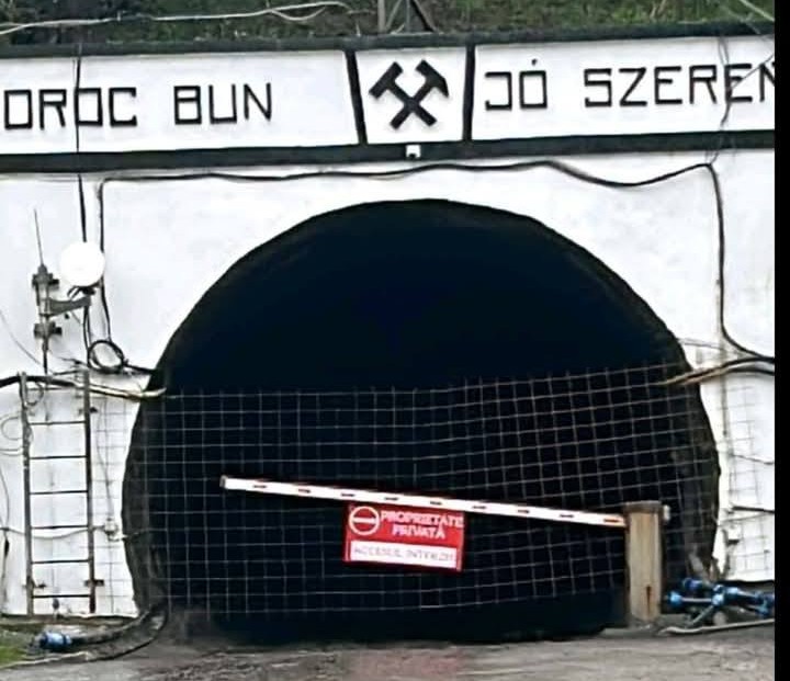 Szívszorító búcsú a sóbányától. Vasrács került a&nbsp;bejáratra